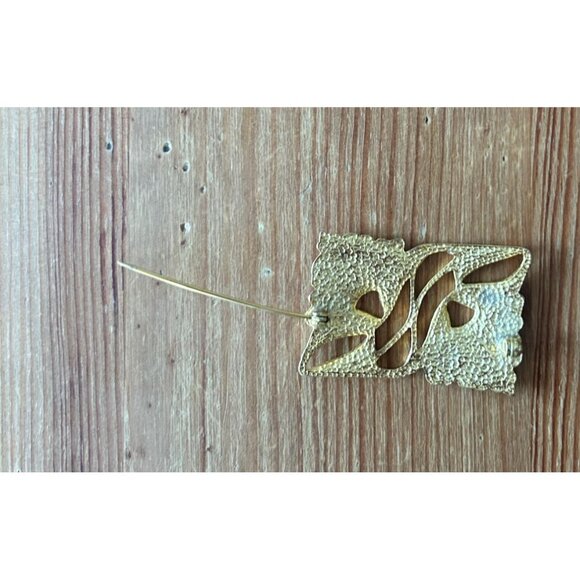 Vintage Gold-Tone Art Nouveau Pink Blue Floral Enamel Brooch Pin - Picture 4 of 4